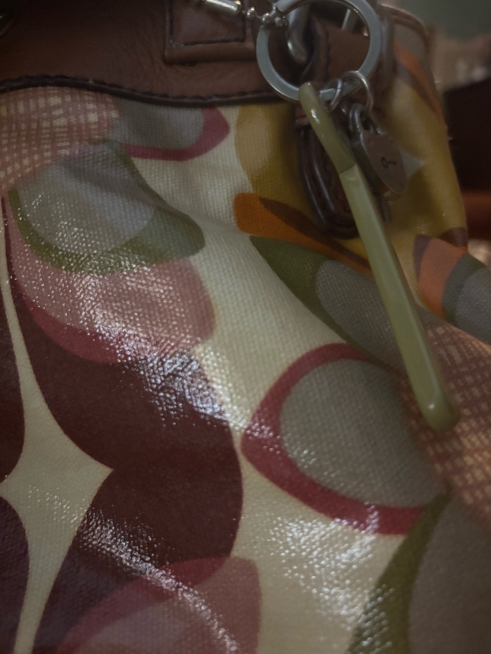 Fossil Floral Pattern Handbag - Picture 6 of 6